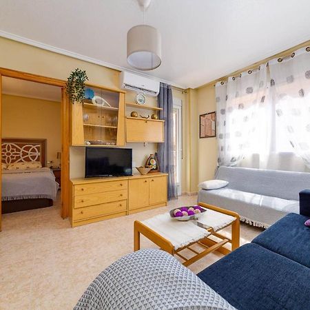 Cozy Appartment Torrevieja At Irina Екстериор снимка
