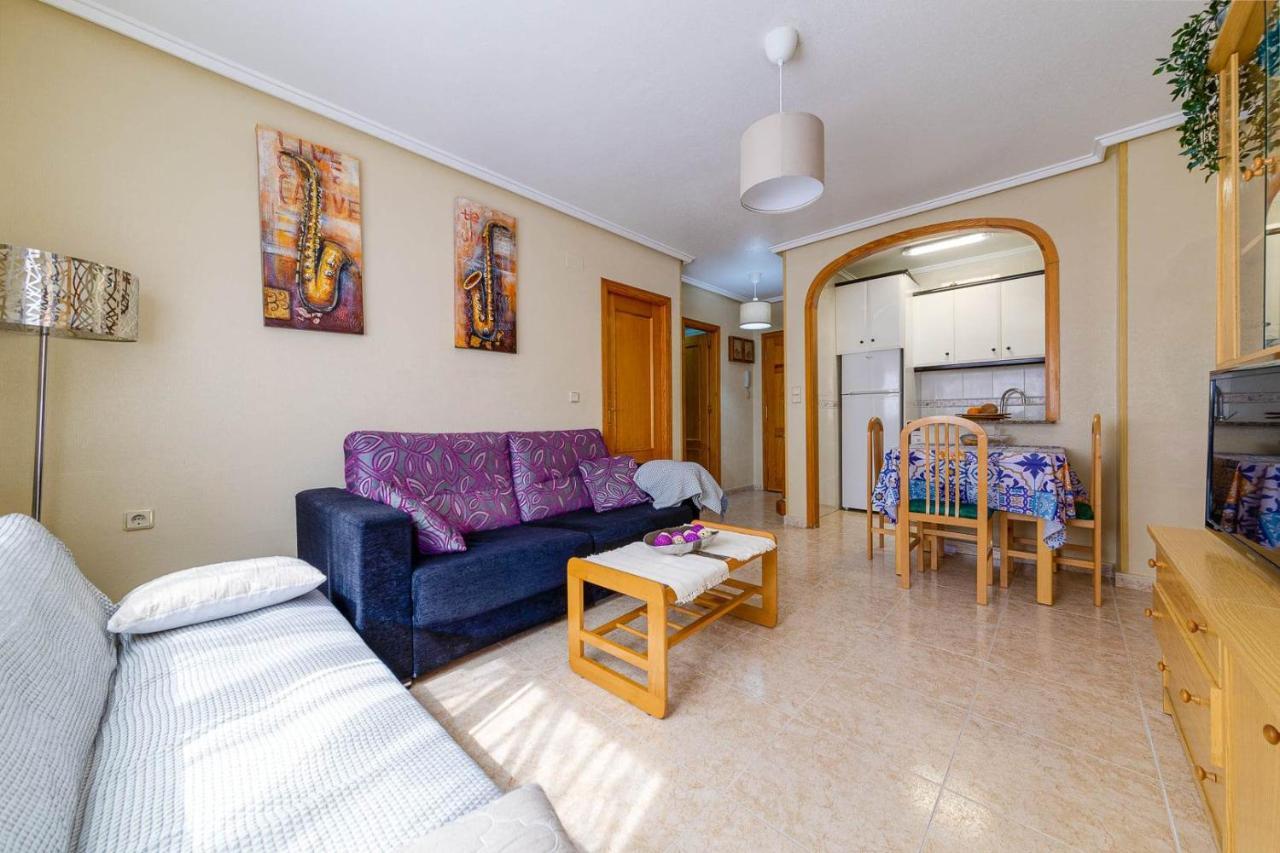 Cozy Appartment Torrevieja At Irina Екстериор снимка