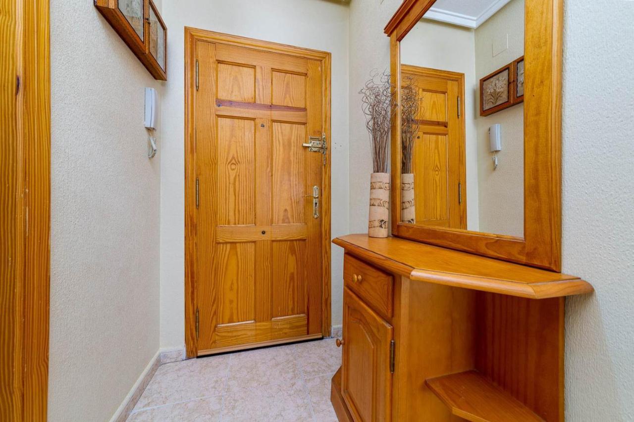 Cozy Appartment Torrevieja At Irina Екстериор снимка