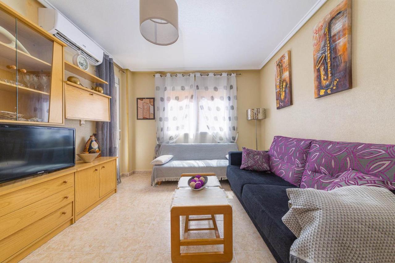 Cozy Appartment Torrevieja At Irina Екстериор снимка