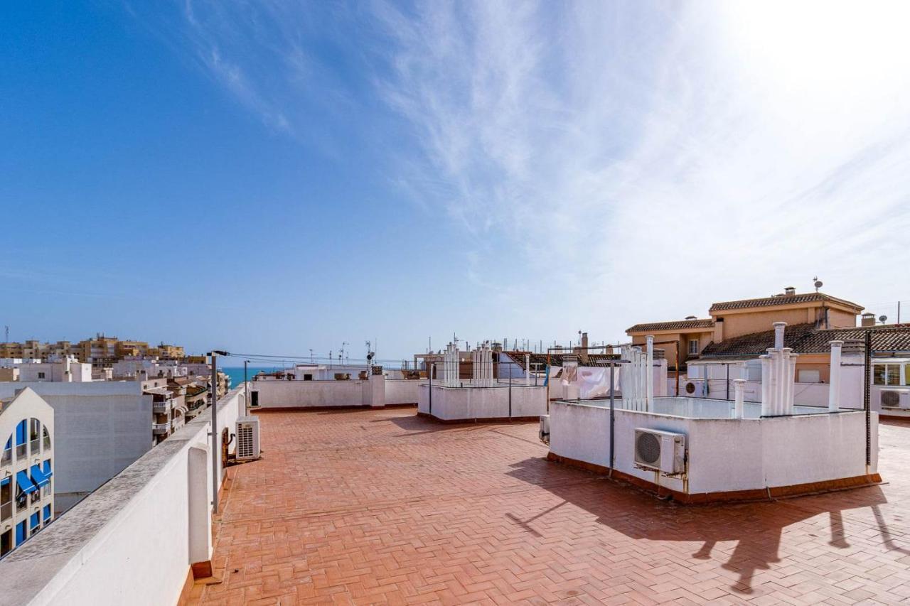 Cozy Appartment Torrevieja At Irina Екстериор снимка