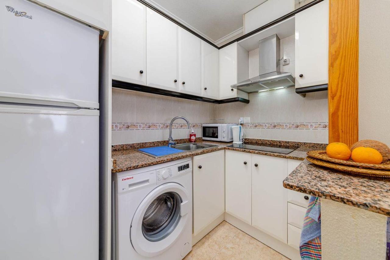 Cozy Appartment Torrevieja At Irina Екстериор снимка