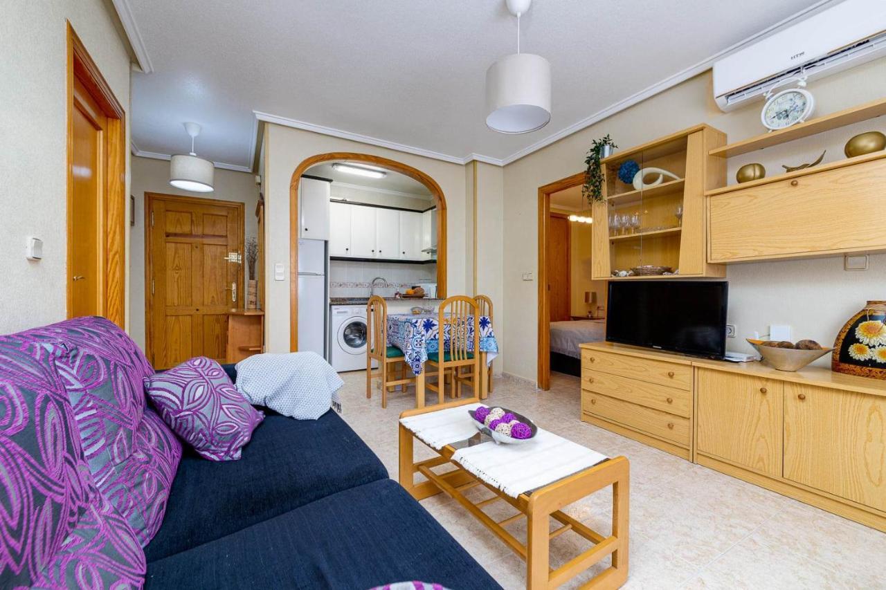 Cozy Appartment Torrevieja At Irina Екстериор снимка